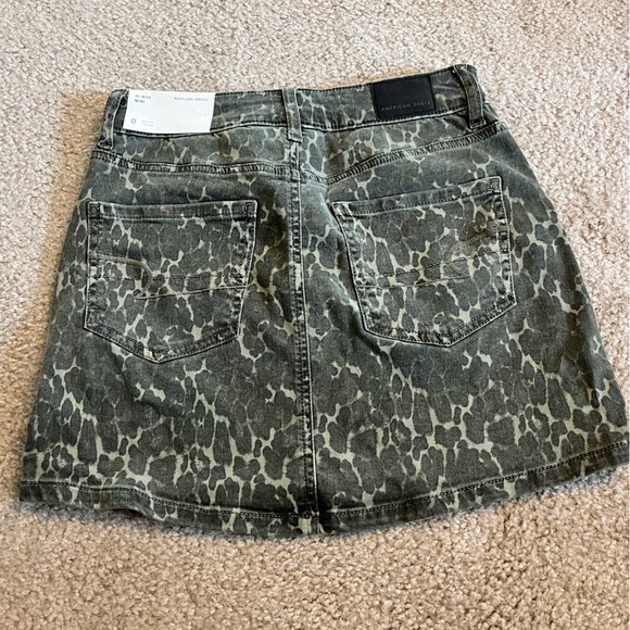 NWT American Eagle Camo Skirt - Picture 3 of 3